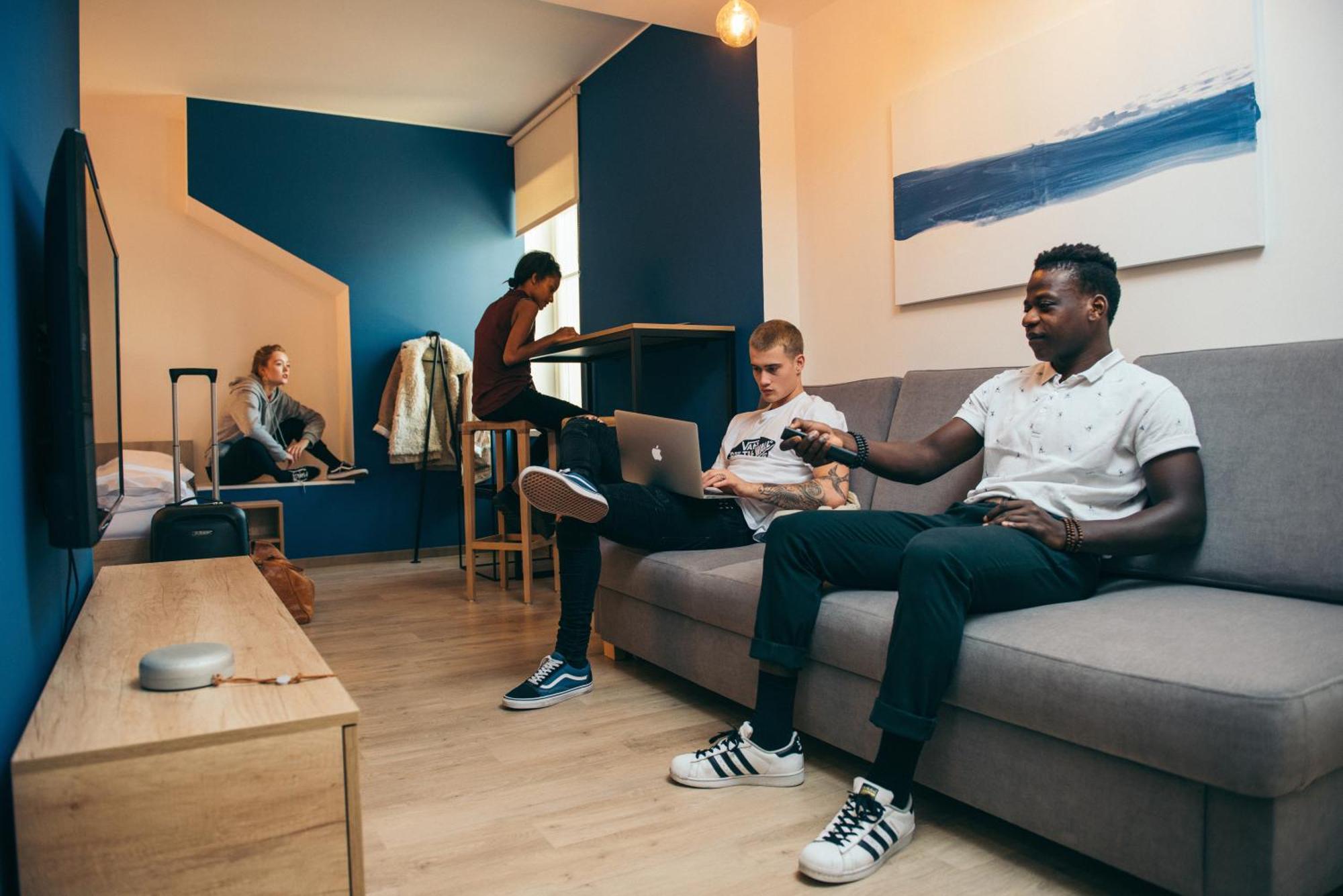 Meetme23 Hotel Prague Ngoại thất bức ảnh